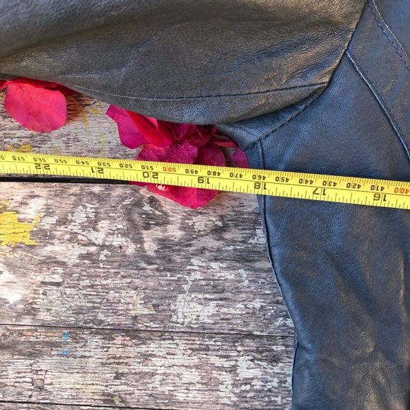 Women’s Small Wilson Leather Moto Style Jacket. Genuine Leather. - Picture 4 of 8